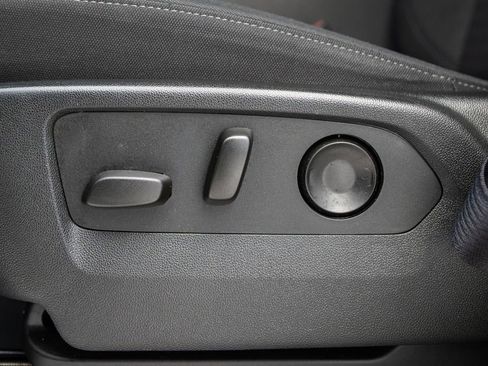 Used 2022 Chevrolet Silverado 1500 RST w/ All Star Edition Plus image 17