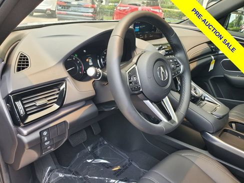 Used 2026 Acura RDX SH-AWD image 15