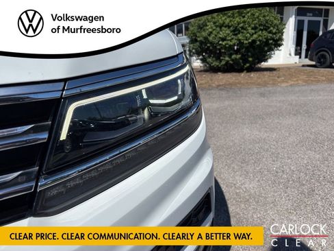 Used 2018 Volkswagen Tiguan SEL Premium AWD/4WD image 10