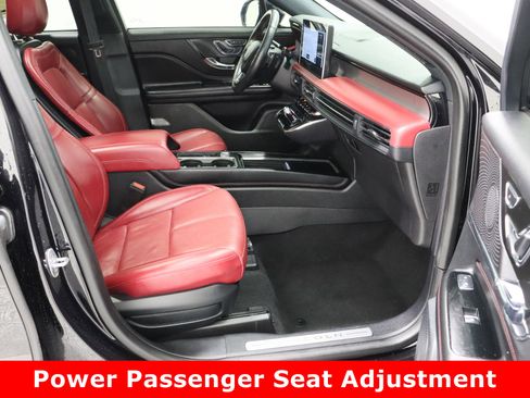 Used 2024 Lincoln Corsair Reserve w/ Equipment Group 201A image 38