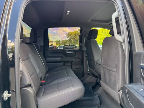 Used 2024 Chevrolet Silverado 2500 Custom w/ Custom Value Package AWD/4WD image 17