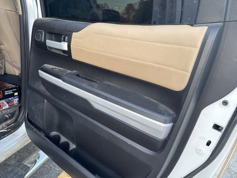 Used 2020 Toyota Tundra Limited image 27