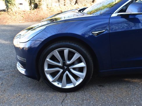 Used 2018 Tesla Model 3 Long Range image 15