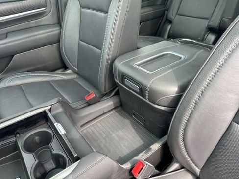 Used 2022 GMC Yukon Denali RWD image 23