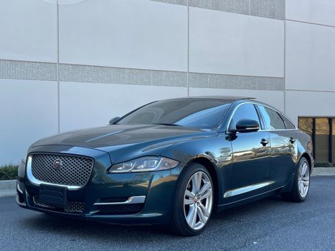 Used 2016 Jaguar XJ L Portfolio image 1