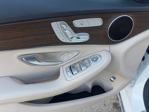 Certified 2020 Mercedes-Benz C 300 4MATIC Sedan image 10