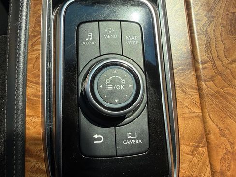Certified 2023 Nissan Armada SL w/ Captain's Chairs Package AWD/4WD image 23