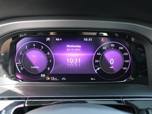 Used 2025 Volkswagen Atlas Peak Edition SE image 12