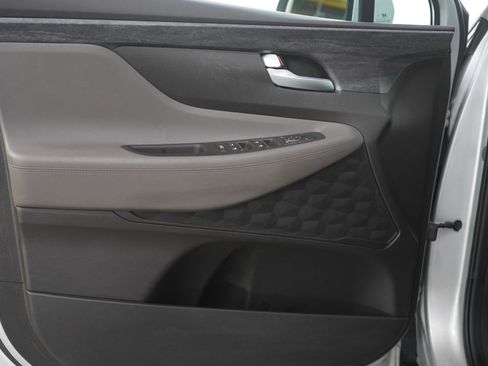 Used 2019 Hyundai Santa Fe SE AWD/4WD image 19
