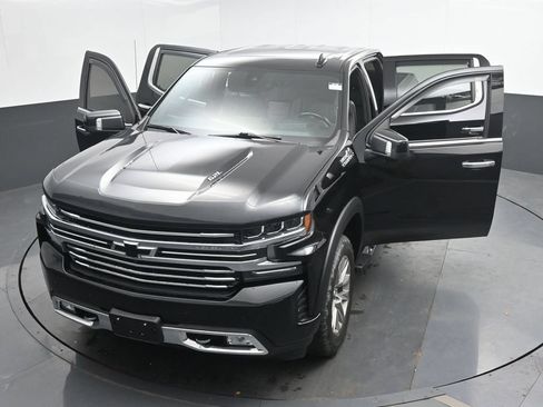 Used 2021 Chevrolet Silverado 1500 High Country w/ Technology Package AWD/4WD image 37