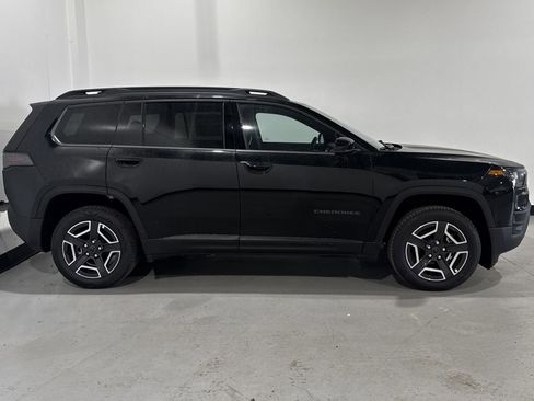 New 2026 Jeep Cherokee Limited AWD/4WD image 21