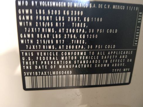 Used 2020 Volkswagen Tiguan S FWD image 33