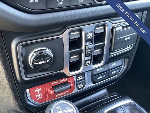Used 2025 Jeep Gladiator Rubicon AWD/4WD image 28