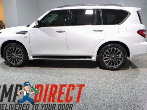 Used 2022 Nissan Armada Platinum image 10
