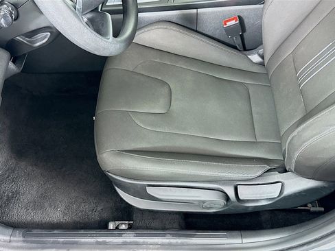 Certified 2024 Hyundai Elantra SEL image 20