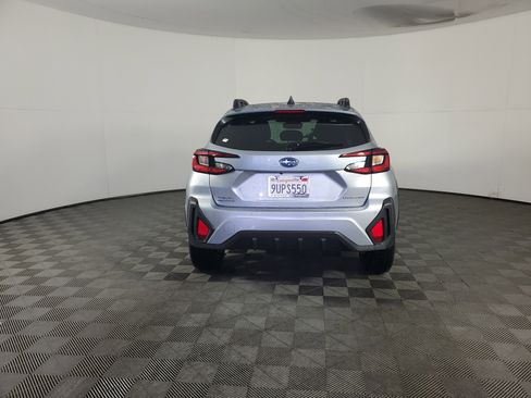 Used 2025 Subaru Crosstrek 2.5i Limited w/ Crosstrek Mirror Package image 5