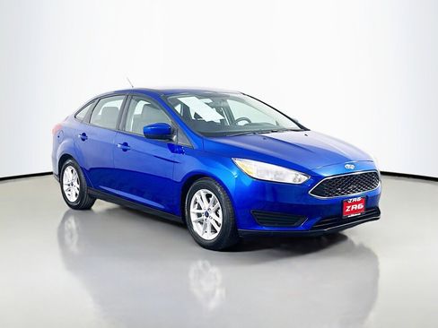 Used 2018 Ford Focus SE FWD image 7