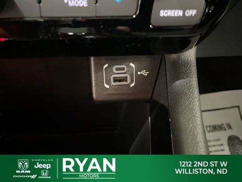 Used 2026 Jeep Compass Trailhawk AWD/4WD image 36
