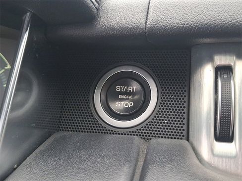 Used 2017 Land Rover Range Rover HSE image 26