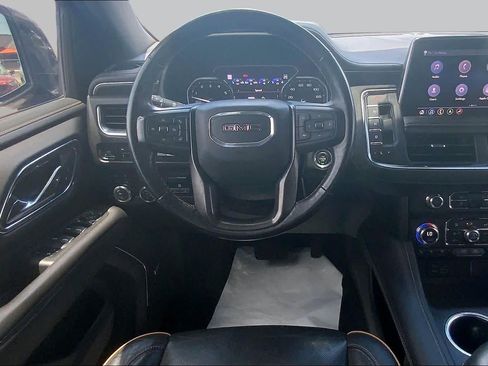 Used 2021 GMC Yukon XL AT4 w/ AT4 Premium Plus Package AWD/4WD image 6