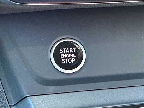 New 2025 Audi Q3 2.0T Premium image 34