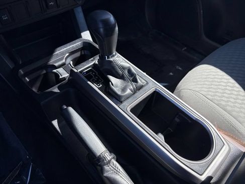 Used 2021 Toyota Tacoma SR5 RWD image 22