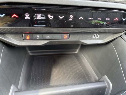 New 2026 Jeep Cherokee Laredo image 10