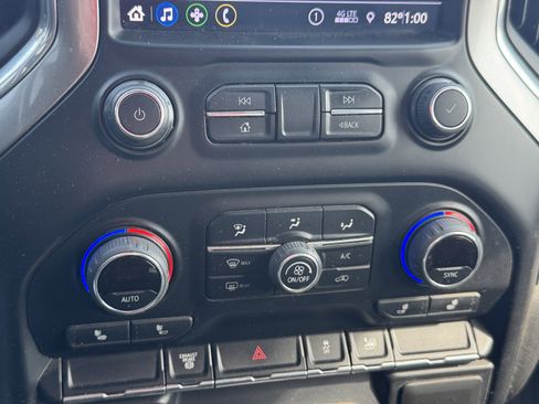 Used 2022 Chevrolet Silverado 3500 LT w/ Convenience Package image 18