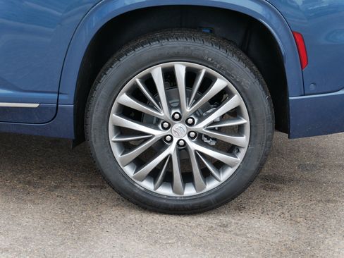 New 2026 Buick Enclave Avenir w/ Super Cruise Package image 3