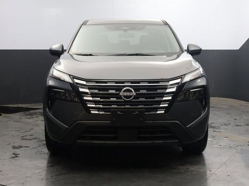 Certified 2026 Nissan Rogue SV image 2