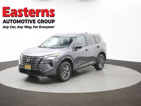 Used 2024 Nissan Rogue S AWD/4WD image 51