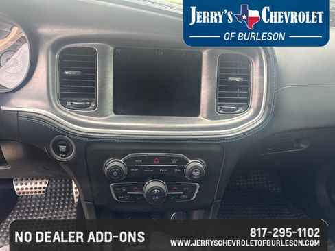 Used 2022 Dodge Charger R/T w/ Daytona Edition Group RWD image 10