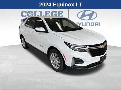 Used 2024 Chevrolet Equinox LT w/ LPO, Floor Liner Package image 1