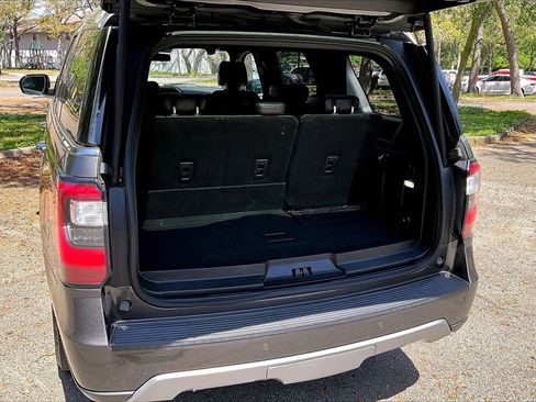 Used 2019 Ford Expedition Limited AWD/4WD image 37
