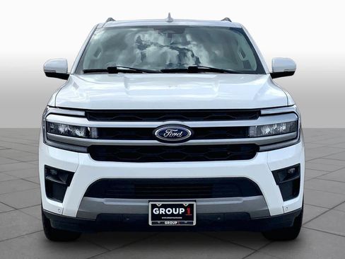 Used 2022 Ford Expedition XLT RWD image 4