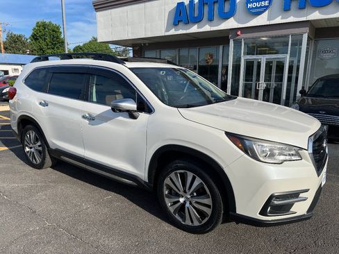 Used 2019 Subaru Ascent Touring AWD/4WD image 4