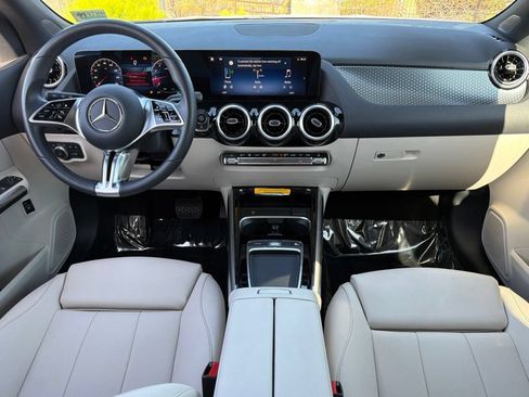 Certified 2026 Mercedes-Benz GLA 250 4MATIC image 32