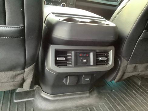 Used 2023 Ford F250 Lariat w/ Lariat Ultimate Package image 18