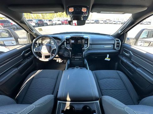 Used 2025 RAM 2500 Big Horn image 11