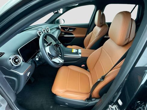 Certified 2026 Mercedes-Benz GLC 300 4MATIC image 18