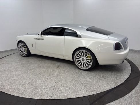 Used 2016 Rolls-Royce Wraith image 6