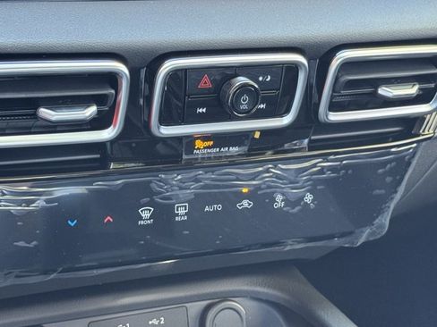 New 2027 Nissan Sentra SV w/ Floor Mat Package FWD image 22