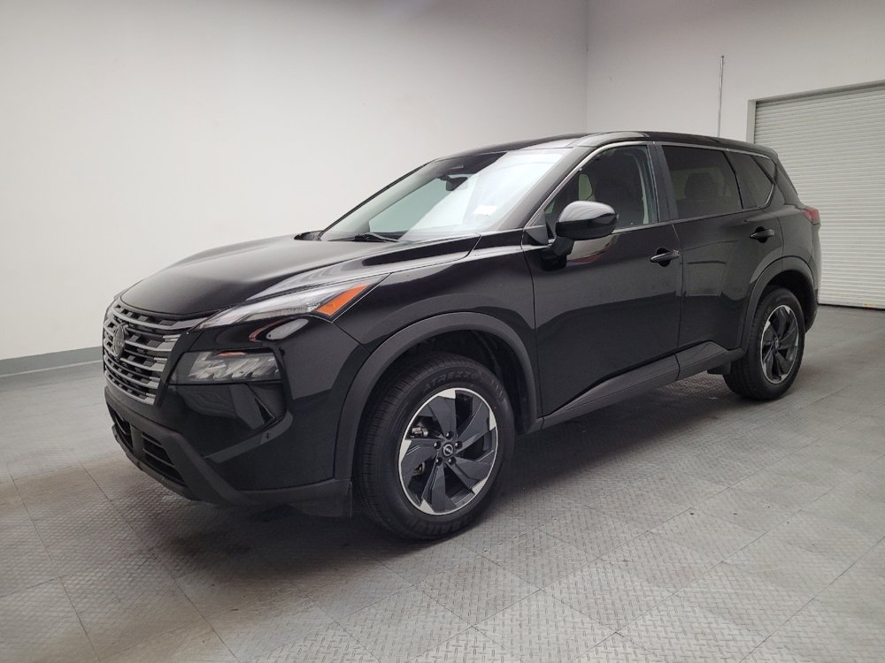Used 2024 Nissan Rogue SV AWD/4WD image 2