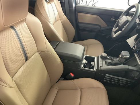 New 2026 Toyota 4Runner Limited AWD/4WD image 25