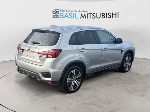 Used 2025 Mitsubishi Outlander Sport SE image 5