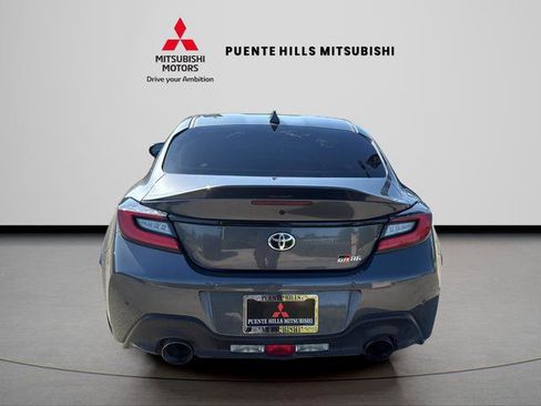 Used 2023 Toyota GR86 Premium RWD image 4