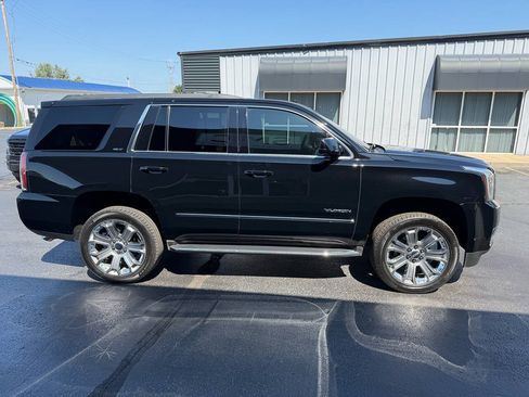Used 2019 GMC Yukon SLT w/ Premium Edition RWD image 6