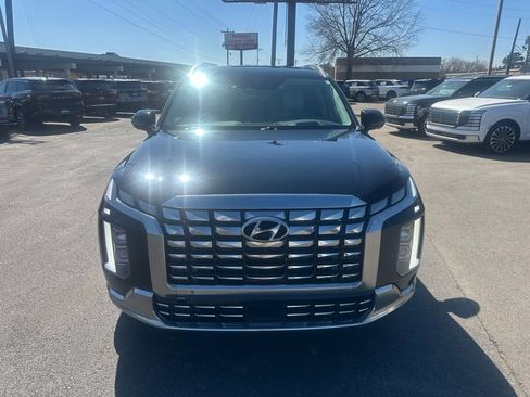 Used 2024 Hyundai Palisade Calligraphy image 17