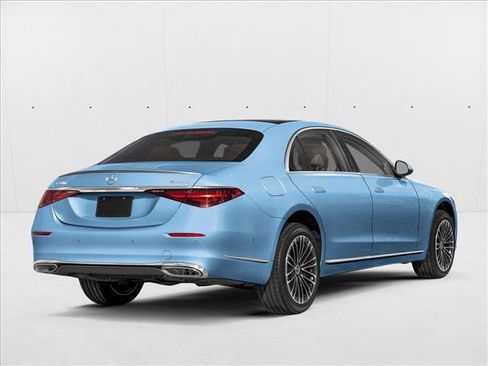 New 2026 Mercedes-Benz S 580 4MATIC Sedan image 2