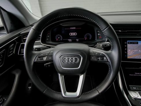 Used 2020 Audi Q8 Premium AWD/4WD image 16